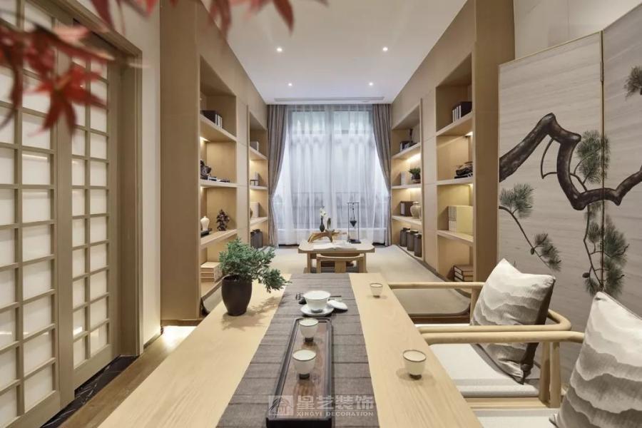 不追求华丽，而追求舒适；不堆砌装饰，而回归生活本身