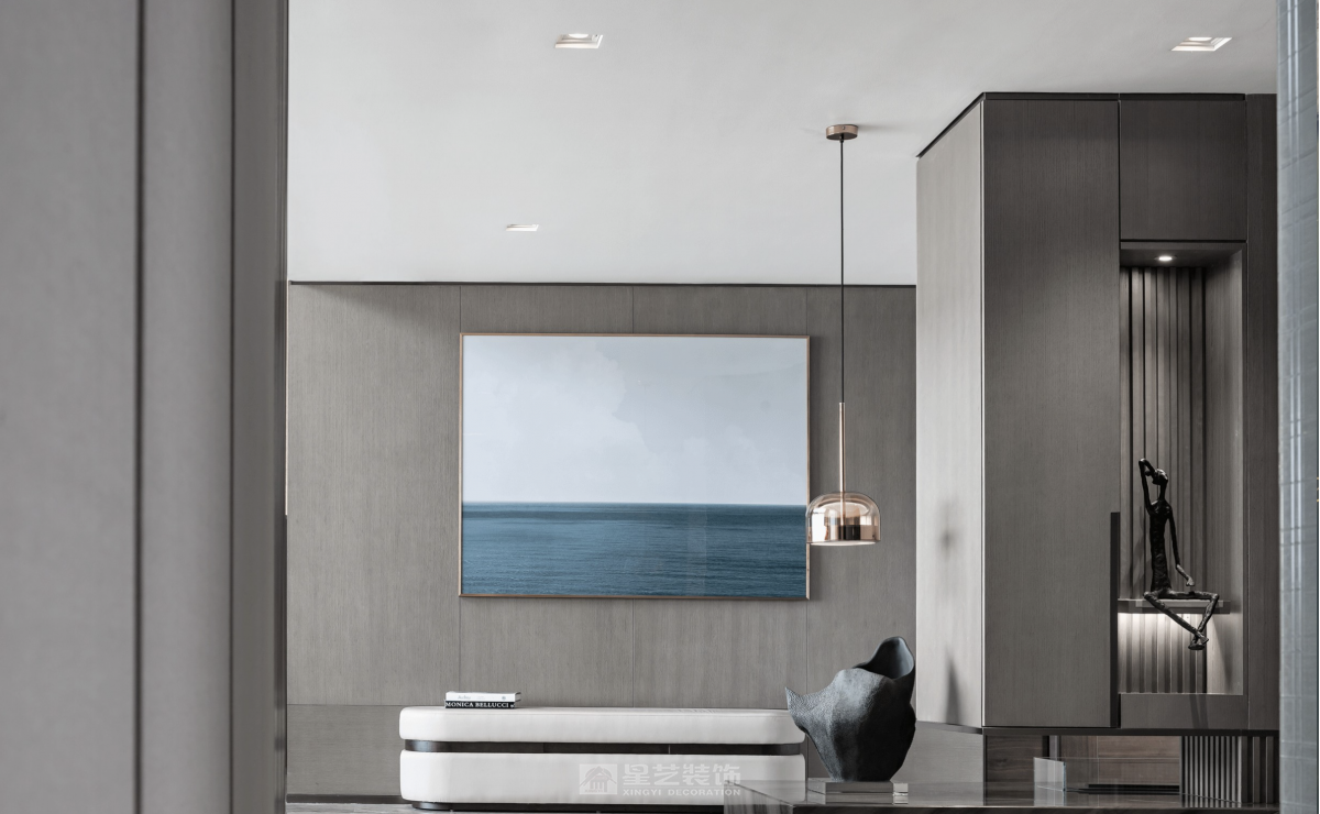 顶层跃层——复式挑空的厅